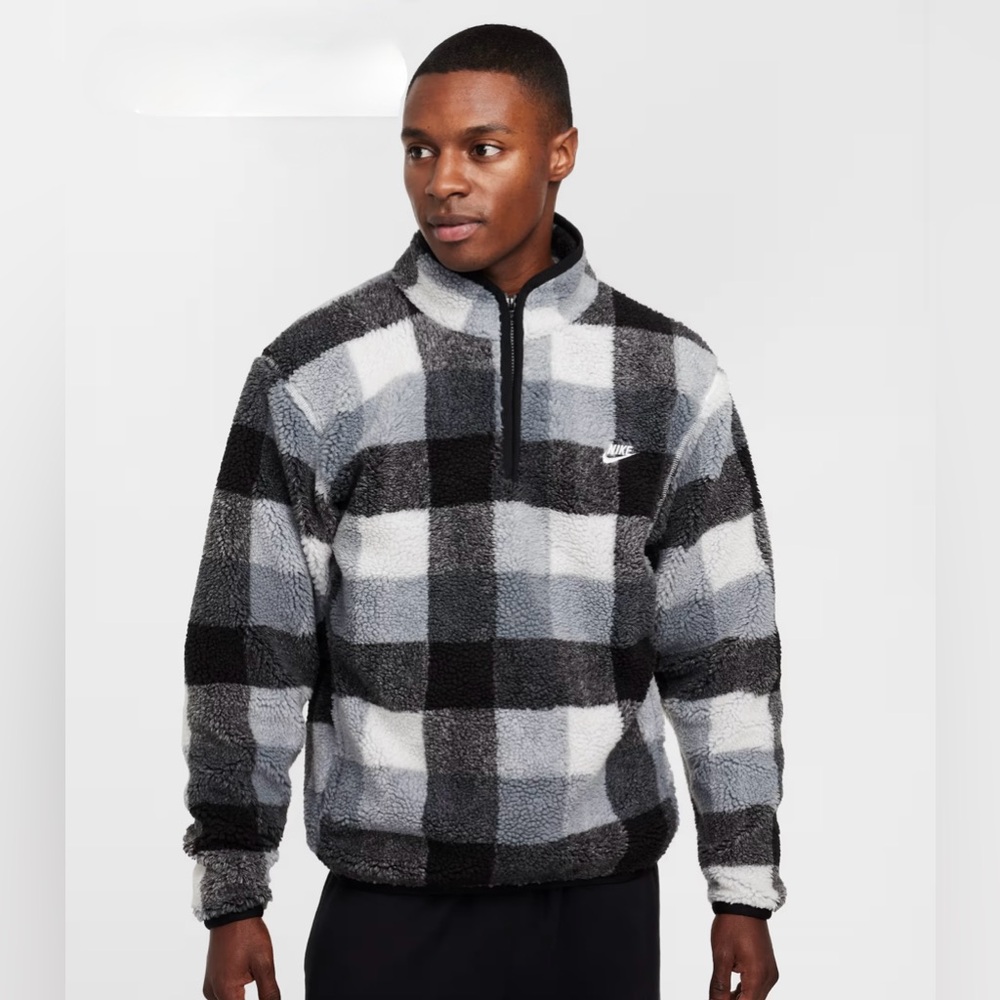 Nike 
Men's Winterized Half-Zip